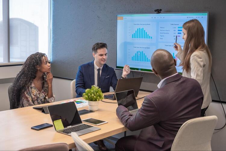 5 sinais de que a sua empresa precisa parar de usar o ERP como uma ferramenta “burra”